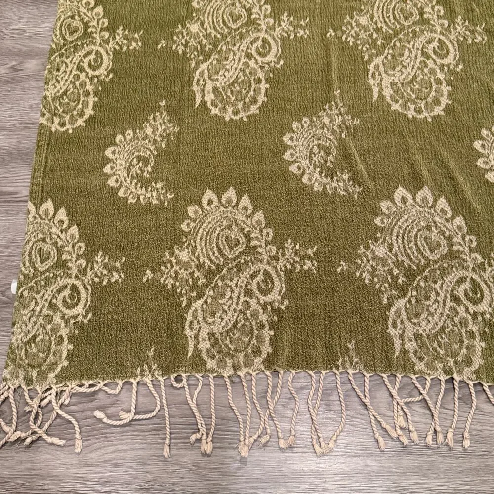 Calzeat of Scotland Olive Green Paisley Fringe 45x60 Throw Blanket Cozy Luxe